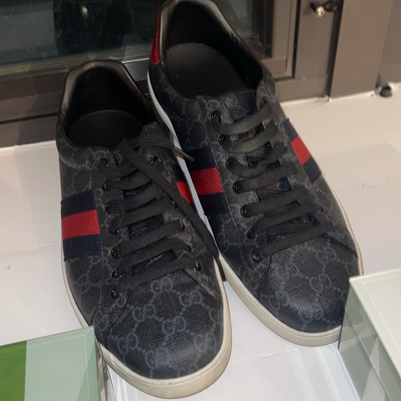 ❗️GUCCI ACE MENS❗️ - Picture 3 of 9
